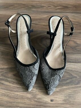 Pointed Gray Lace Slingback Mules